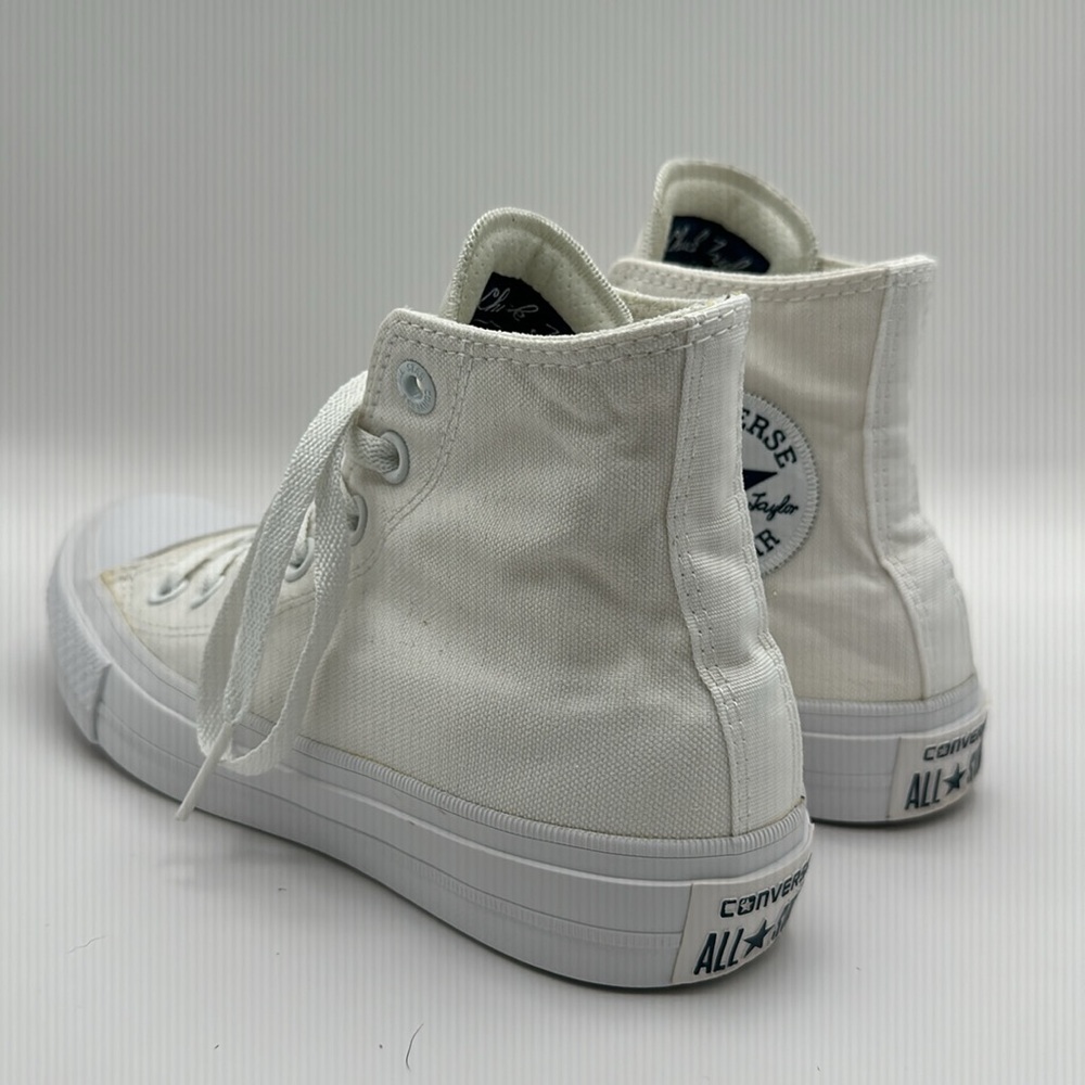 Converse Chuck Taylor All Star Women’s Size 5 High Top Classic White - Picture 4 of 12